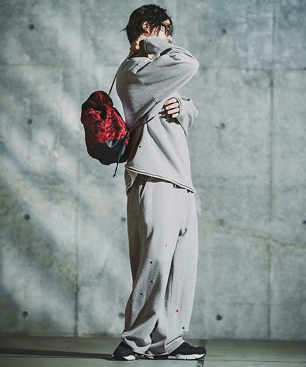 2025 秋冬 2nd 先行予約 10月中旬〜下旬入荷予定 GLIMCLAP グリムクラップ Card Stitch Emblem Sweatshirt キャンセル不可 atftps 2025 秋冬 2nd 先行予約 10月中旬～下旬入荷予定 GLIMCLAP グリム