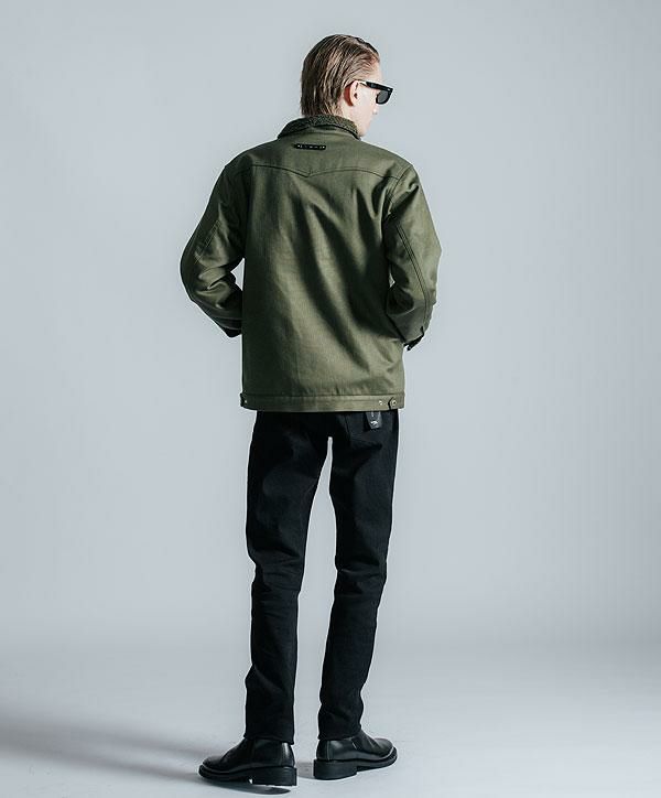 000000124726-05-xl.jpg?t=  